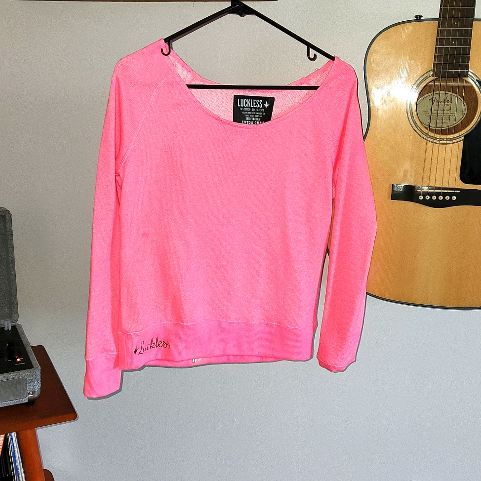 Light Weight Pullover